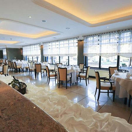Warmia Park Hotel Олщин Екстериор снимка
